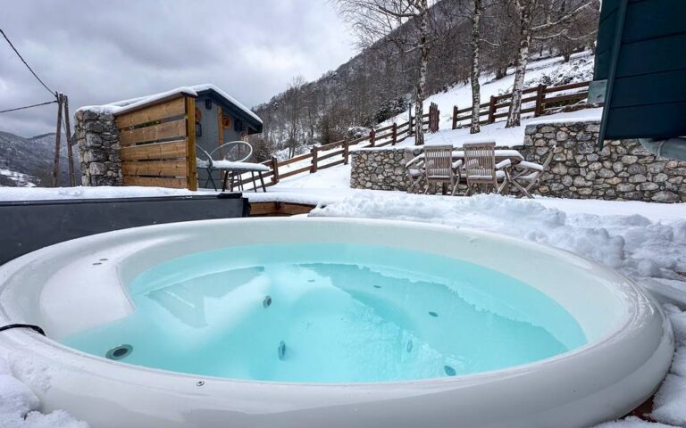 Jacuzzi