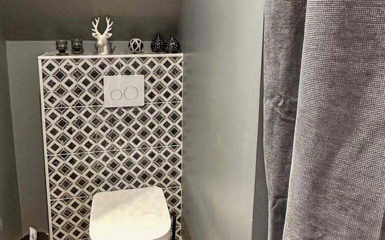Toilettes 2 avec lavabo